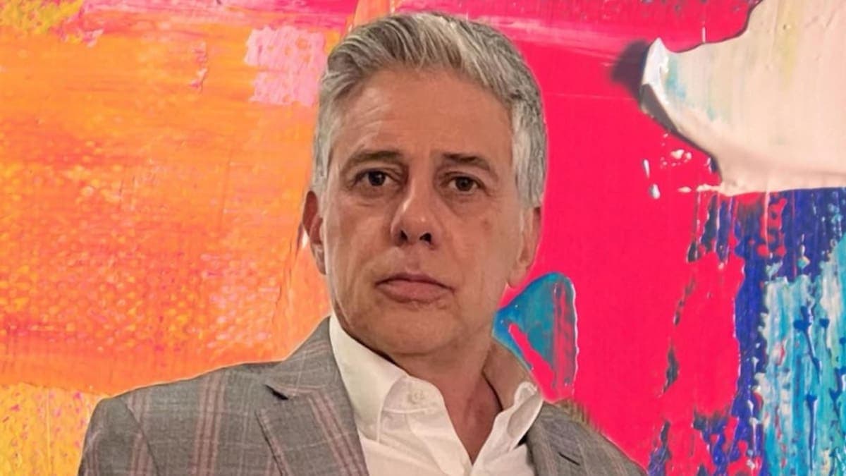 Las acusaciones de abuso contra Paco de la O están causando una gran controversia en la industria del entretenimiento.