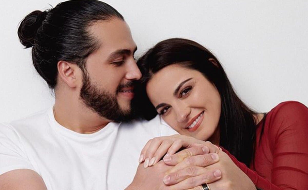 Maite Perroni apoya a Andrés Tovar en una demanda civil por derechos de autor ante Imagen Televisión. Aquí los detalles del caso.