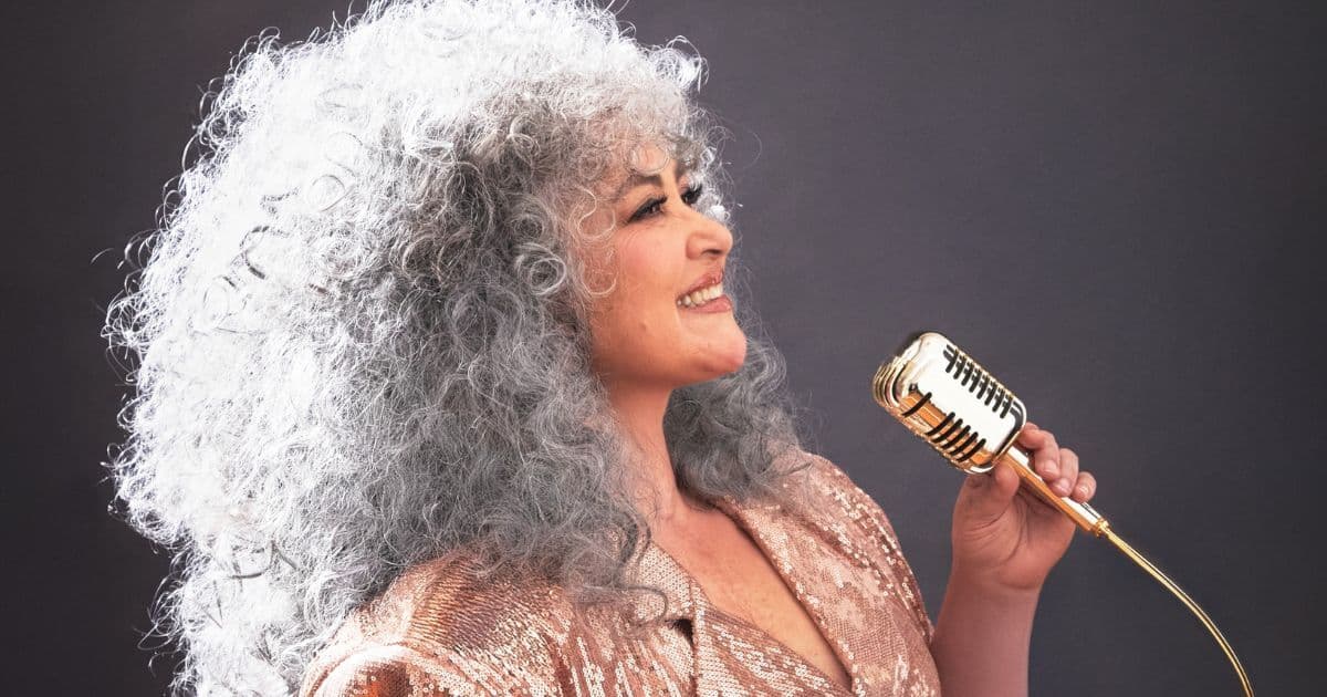 Amanda Miguel, a punto de cumplir 70 años, renueva su relevancia en la música en español con éxitos virales y nuevos proyectos artísticos.