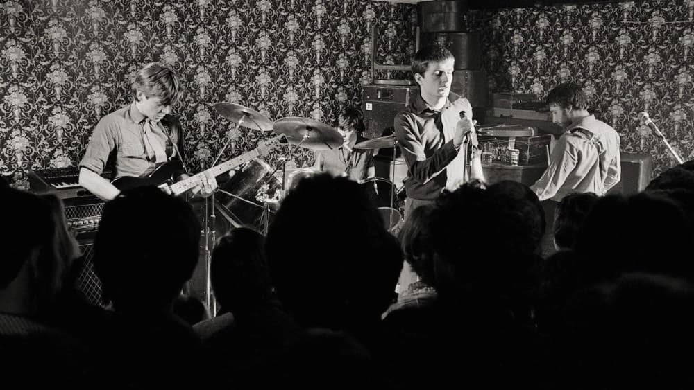 El aclamado grupo británico Joy Division lanzará un box set de material en vivo, previo a su ingreso al Rock Hall of Fame.