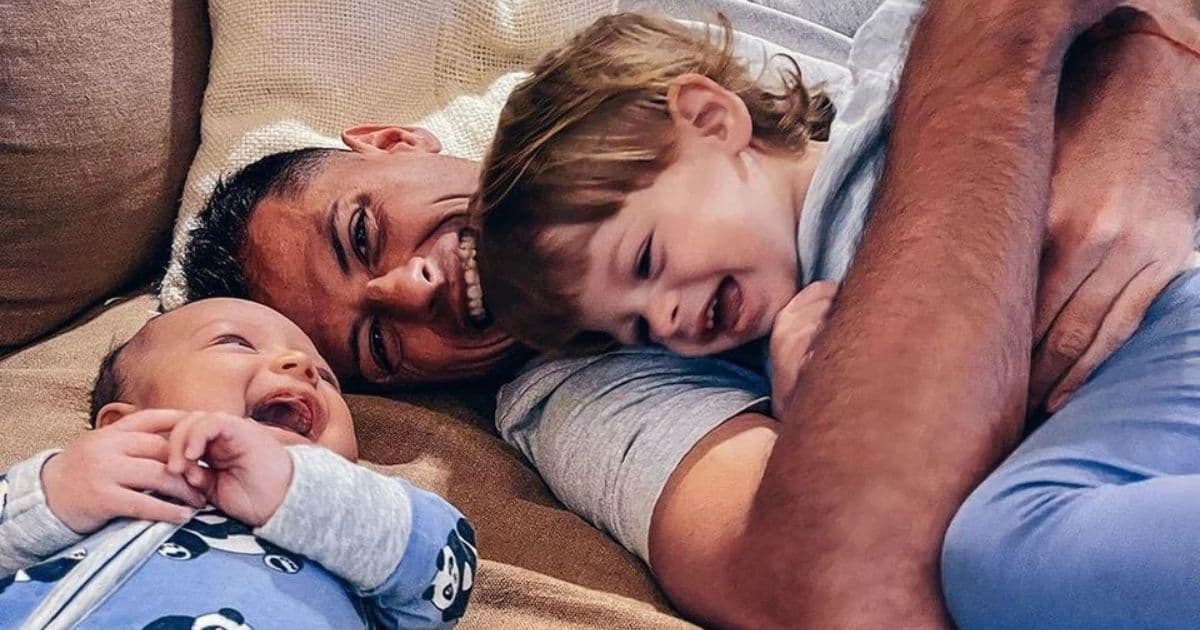 Javier ‘Chicharito’ Hernández comparte detalles sobre su situación financiera tras el divorcio y la distancia con sus hijos.