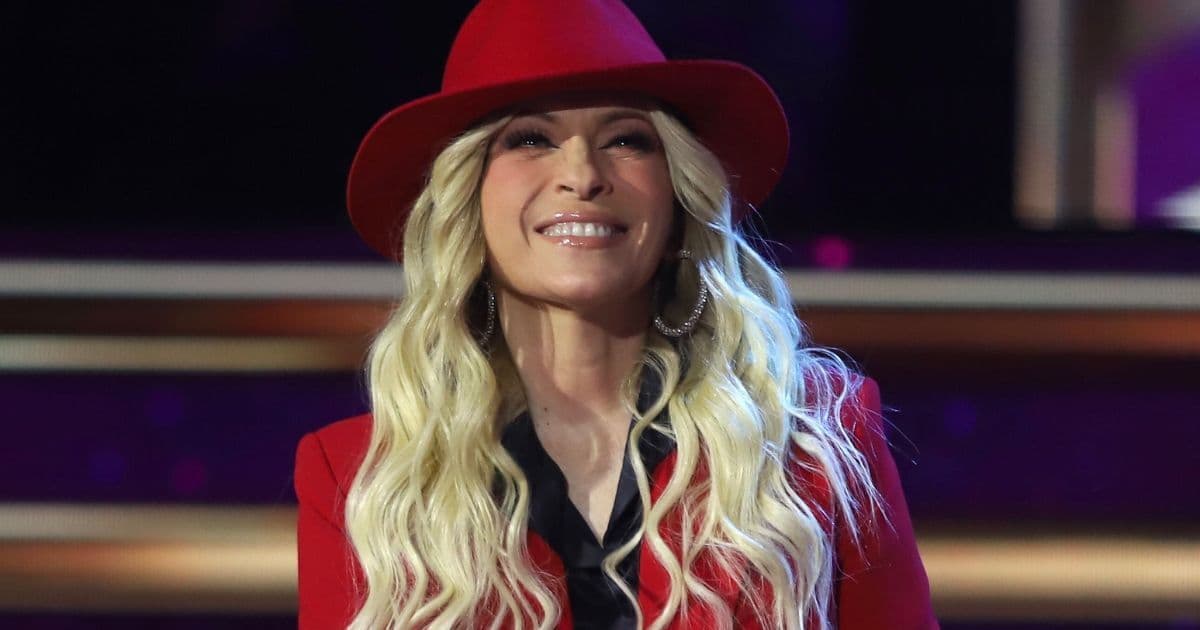 La cantante mexicana Yuri detalló cómo una cirugía de vesícula llevó al diagnóstico de un tumor en su intestino.