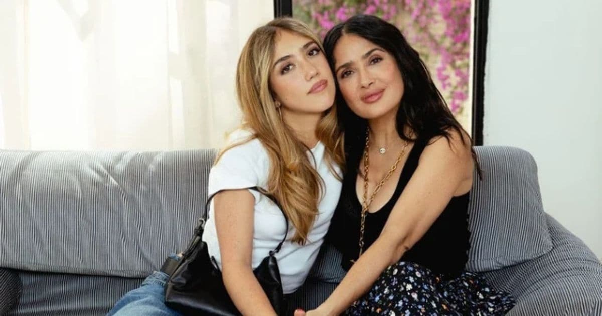 Salma Hayek compartió cómo la relación con su hija Valentina ha evolucionado, revelando su cercanía y la admiración mutua.