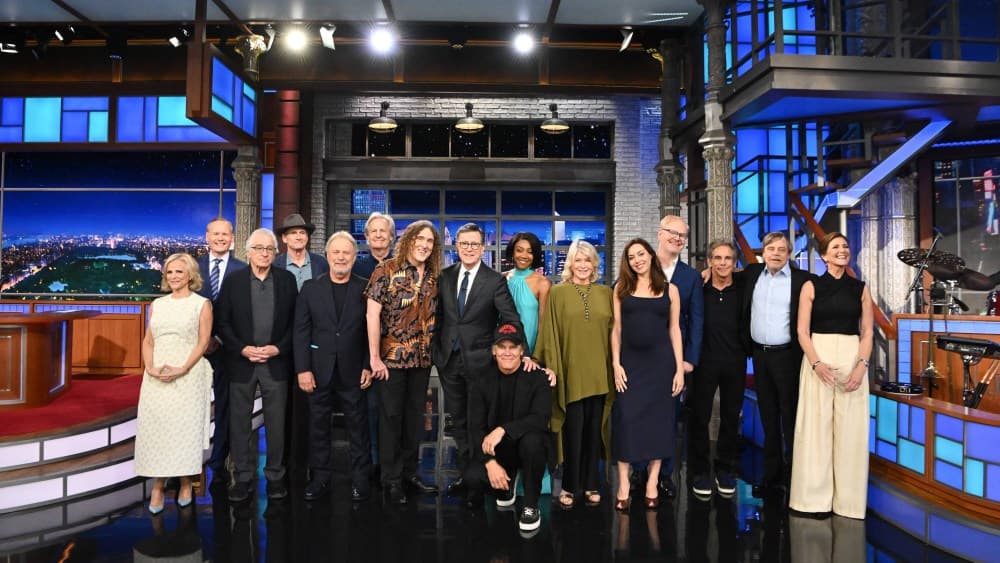 Stephen Colbert presentó a Robert De Niro y Martha Stewart en un nuevo episodio del Colbert Questionnaire.