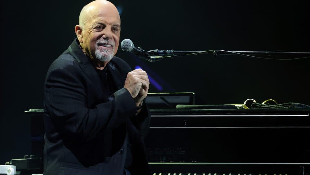 Se prepara un biopic sobre la juventud de Billy Joel titulado Billy and Me. Contará con la perspectiva de su primer manager.