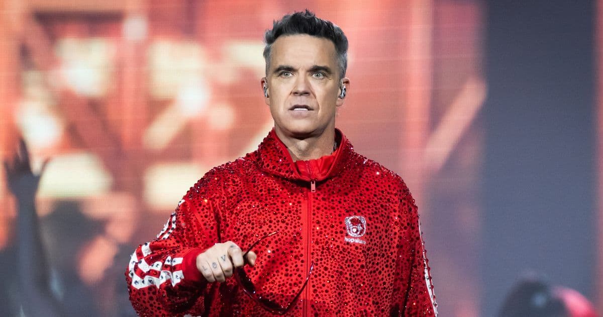 Robbie Williams aborda con humor las especulaciones tras un incidente en la final de la Copa del Mundo 2026.