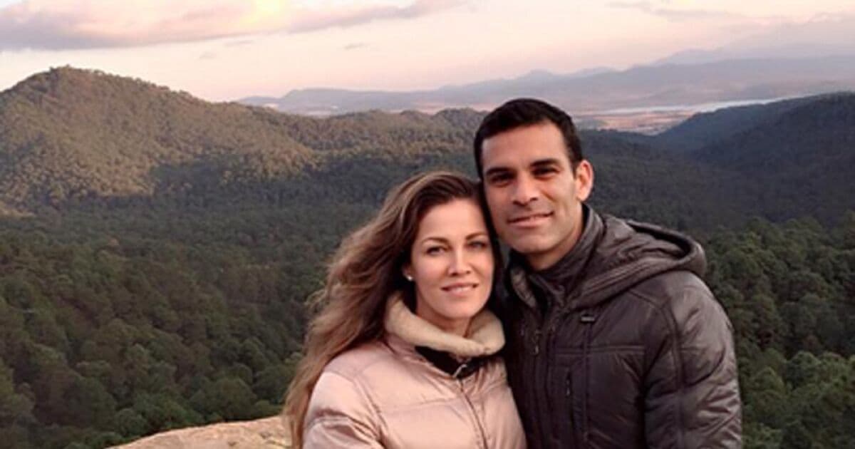 La esposa del exfutbolista resalta su contribución al equipo nacional y su papel como esposo.