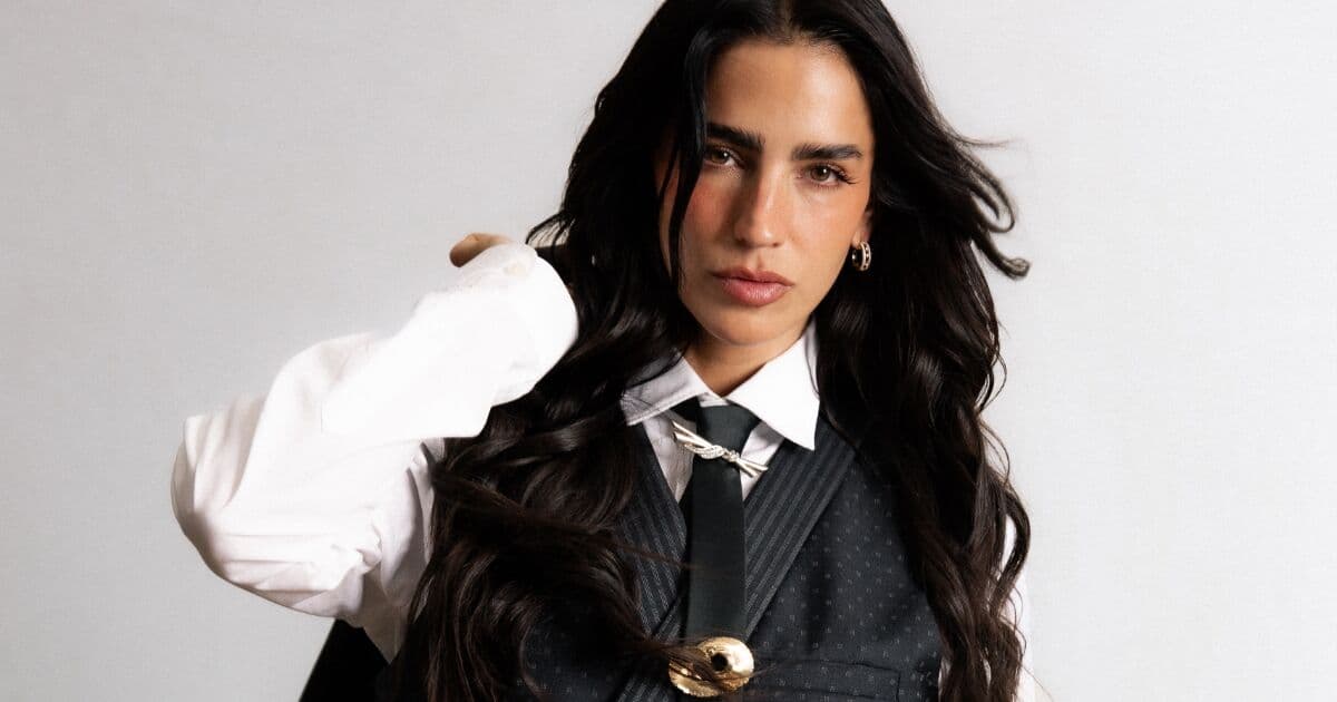 La actriz Bárbara de Regil revela su experiencia de abuso y apoya a otras mujeres mayores.