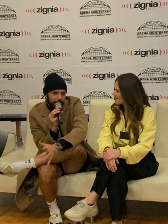 Jesse & Joy en rueda de prensa previo a su concierto en.Monterrey.
