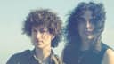Evan Stanley y Nick Simmons, hijos de los legendarios Paul y Gene Simmons, lanzan su esperado álbum debut.