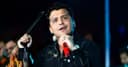 Christian Nodal habló sobre controversias económicas y nuevos proyectos, abordando el hate por su matrimonio con Ángela.