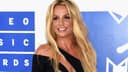 Britney Spears se declara culpable de un cargo por conducir bajo influencia de drogas y alcohol, evitando cárcel.