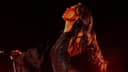 La artista británica Dua Lipa presenta su proyecto Live From Mexico, un filme y álbum de su gira Radical Optimism.