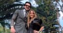 La conductora Andrea Legarreta comparte su historia de amor con Luis Carlos Origel que comenzó en una boda.