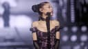 La aclamada artista Ariana Grande mostró su potencia vocal en la apertura de su gira en Oakland.