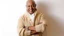 Peabo Bryson, reconocido por sus éxitos en Disney, ha fallecido, dejando un legado musical inolvidable.