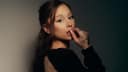 Ariana Grande presenta el nuevo video musical de Hate That I Made You Love Me, junto a Justin Long.