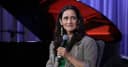 Julieta Venegas aclara que no recibió 14 millones de pesos por La Niña Futbolista, un tema para el Día del Niño.