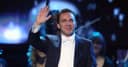 Cristian Castro celebra su graduación de preparatoria con un emotivo homenaje a Verónica Castro, su madre y madrina de honor.