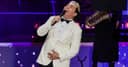 Cristian Castro, conocido por su carrera musical, planea continuar sus estudios tras graduarse a los 51 años.
