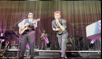 Sin Bandera da una noche llena de romanticismo en Monterrey