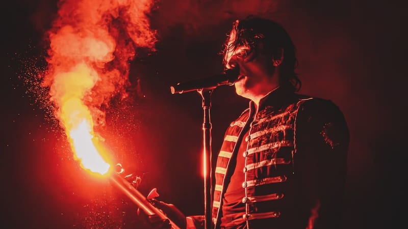 Descubre cómo llegar al Estadio GNP Seguros para vivir la experiencia única de My Chemical Romance en México.