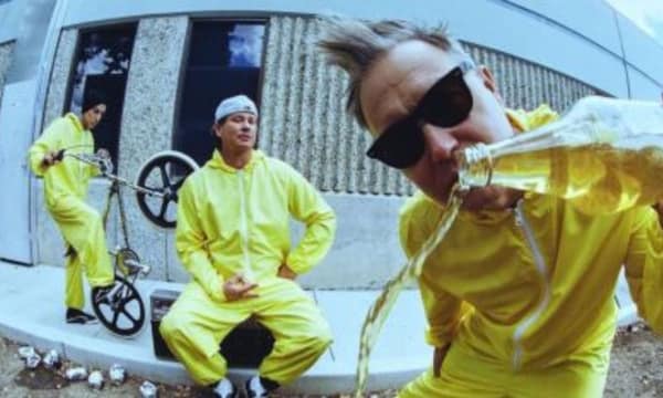 tecate pal norte blink 182