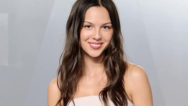 Olivia Rodrigo lanza Drop Dead, primer sencillo de su tercer álbum, acompañado de un video en el Palacio de Versalles.